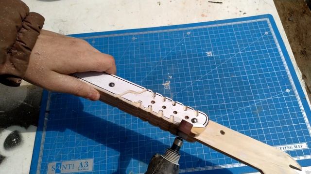 Gerber Tomahawk своими руками | Тактический Топор смотреть онлайн