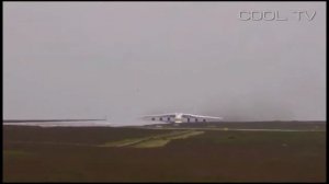 ВЗЛЕТ ГИГАНТА Ан-225 с шестью двигателями