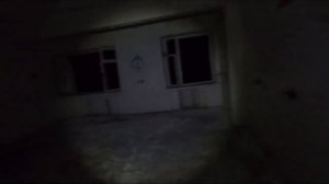 Существо заброшки попало на камеру | «АнтиЖесть»