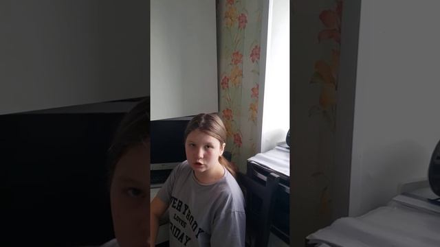 Маруся читает стихи. К. Симонов смотреть онлайн