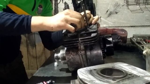 Восстановление Восхода 3м.Часть4(двигатель) смотреть онлайн