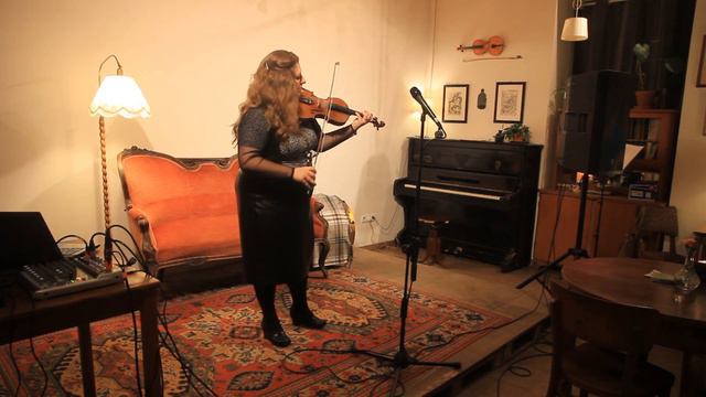 The Terminator Theme (Brad Ira Fiedel), саундтрек к фильму "Терминатор"- Мария Осадчая смотреть онлайн