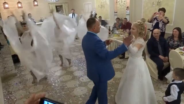 Шоу балет Грация. Свадебный вальс молодоженов смотреть онлайн