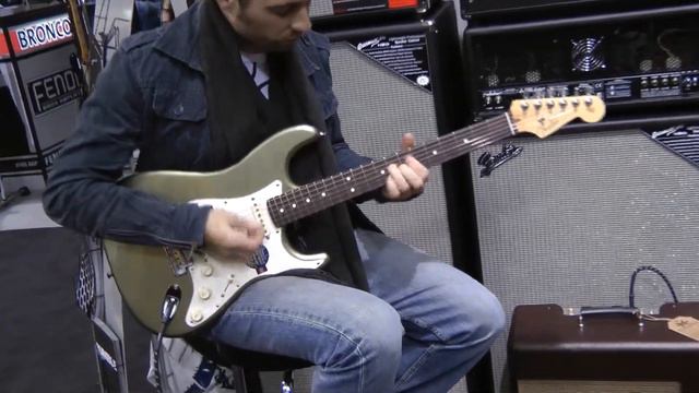 Musikmesse 2012 - Fender American Standard Stratocaster 2012 смотреть онлайн