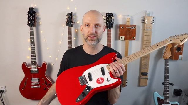 FIRST LOOK: The Brand New Squier Sonic Mustang #cheapguitar #electricguitar