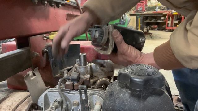 How to swap from rope start to electric start on a Briggs смотреть онлайн