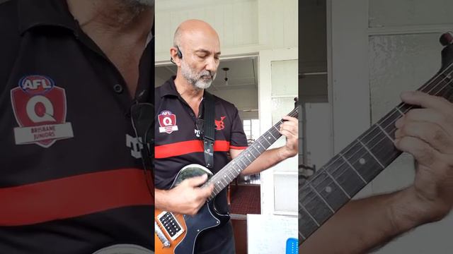Never Gonna Fall In Love Again смотреть онлайн