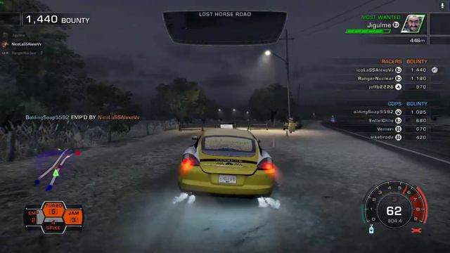 Yandex Taxi развозит клиентов в Need For Speed HPR смотреть онлайн