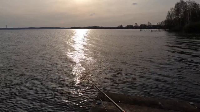 Рыбалка на ультралайт в сильный ветер. смотреть онлайн