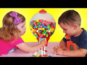 ✿ 300 ЖВАЧЕК ЧЕЛЛЕНДЖ Развлечения для Детей 300 Gummy Candy sweets Challenge