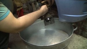 Ремонт тормозного суппорта своими руками. Суппорт теперь не клинит. KIA снова с тормозами.