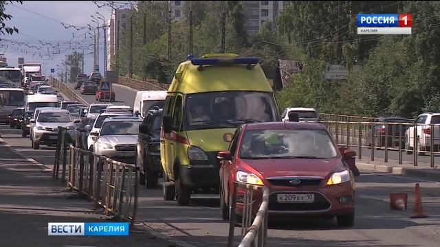 На Чапаева в Петрозаводске пробка из-за ремонта дороги смотреть онлайн