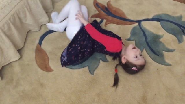 Долой колючие колготки ! смотреть онлайн