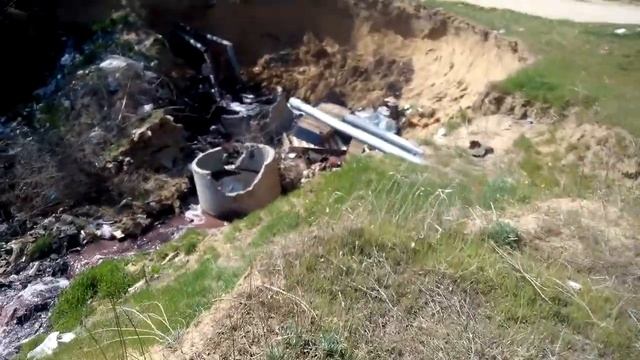 село Шабо - канализация в песок и в Днестровский лиман 04 04 2017 смотреть онлайн