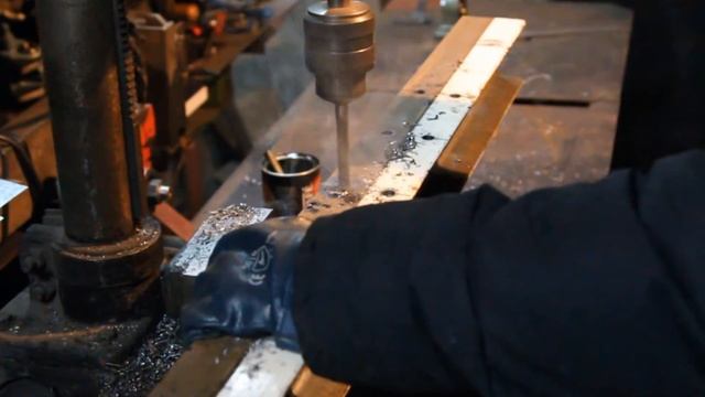 сверлим швеллер