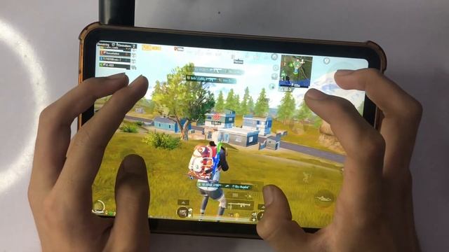 iPad Mini 6 Solo Vs Squad Seen | iPad Mini 6 PUBG HANDCAM |PUBG Mobile |Rock YT Gaming смотреть онлайн