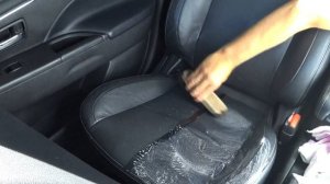 КОЖАНЫЙ САЛОН СТАНЕТ КАК НОВЫЙ ЕСЛИ СДЕЛАТЬ ТАК// Как почистить кожу в авто//How to clean your skin