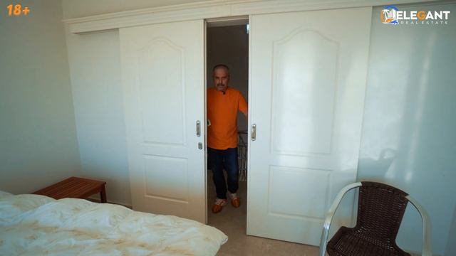 Вилла 4+1 в Бекташе, у которой есть всё: виды, бассейн, паркинг, обогрев, камин - и отличная цена! смотреть онлайн