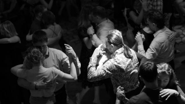 Тенгиз Сулханишвили Неправильное па смотреть онлайн