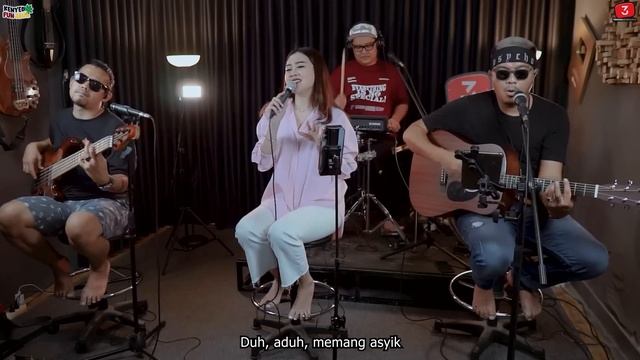 PACAR LIMA LANGKAH - ICEU WONG | 3PEMUDA BERBAHAYA FEAT VENI NURDAISY COVER смотреть онлайн