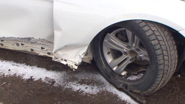 В Смоленске полицейские задержали подозреваемого в угоне иномарки и краже имущества смотреть онлайн