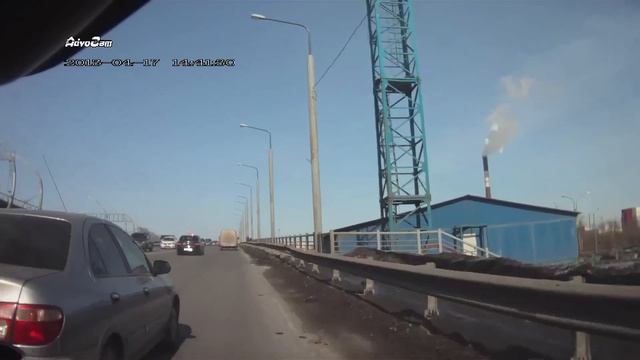 Подрезал, помял, уехал - Н083ТМ178 смотреть онлайн