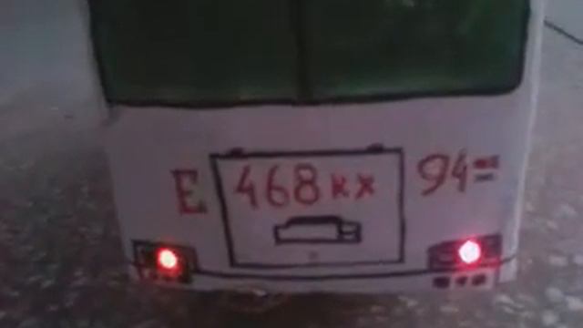 автобус сделанный из пены смотреть онлайн