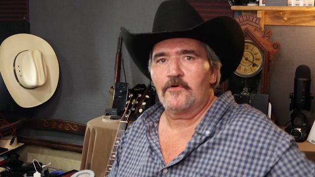 1965 Epiphone Texan Converted To Non-adjustable Saddle Sounds Way Better смотреть онлайн