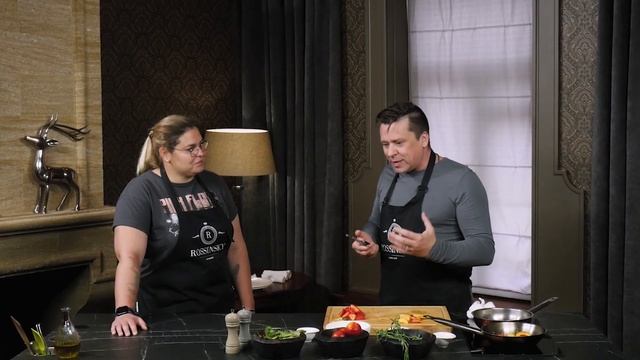 Готовим персики со страчателлой и клубникой. В гостях Оксана Савченко. Rossinsky.Секреты вкуса смотреть онлайн