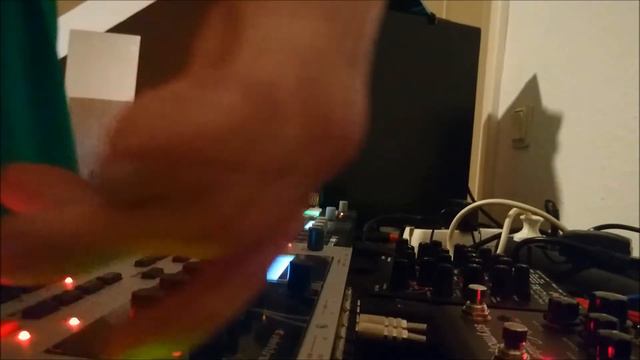 Trixy House - Essigbogen смотреть онлайн