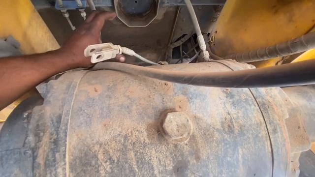 Jcb 3dx how to remove break air just explained смотреть онлайн