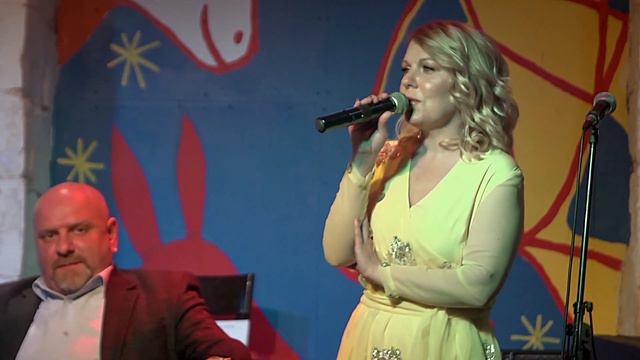 "КРЕСЛО" - юмореска! Автор Олеся Балакирева и актер Григорий Шевчук. смотреть онлайн