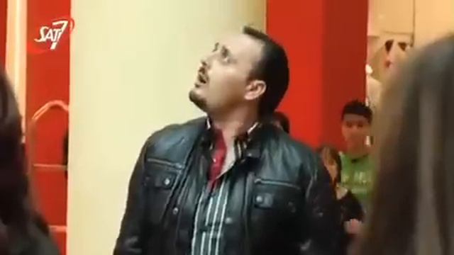 Арабы христиане в Бейруте поют Jesus is Risen song смотреть онлайн