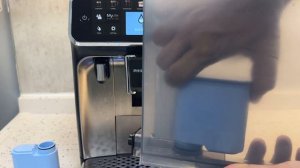 How to replace the AquaClean Filter - Philips 5400 Series Fully automatic espresso machines