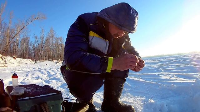 Зимняя рыбалка на Оби (формат влога) смотреть онлайн
