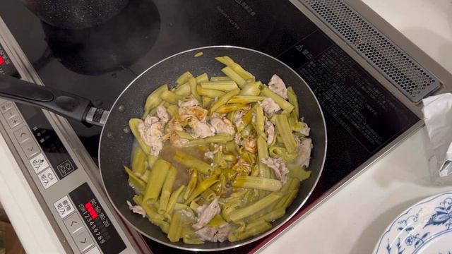 春の2品いただきました　#男飯#筍#いたどり#親父飯 смотреть онлайн