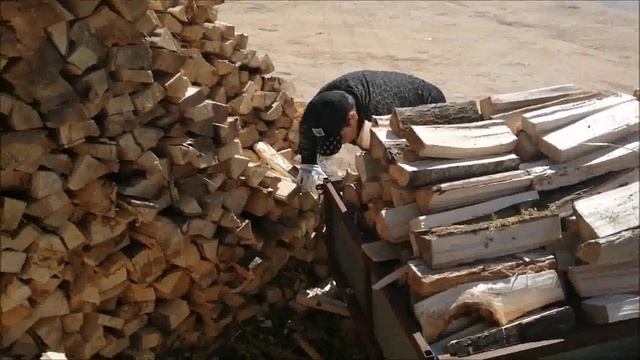 Складываем дрова смотреть онлайн