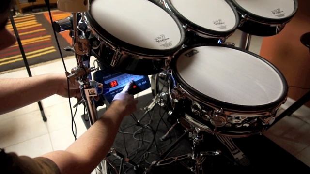 How to set up your E-Drums with Rock Band 3 Pro Drums and the Midi Adapter смотреть онлайн