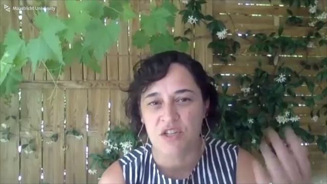 Fairy tale illustrations and the future of fairy tales | Interview Prof. Emilie Sitzia смотреть онлайн