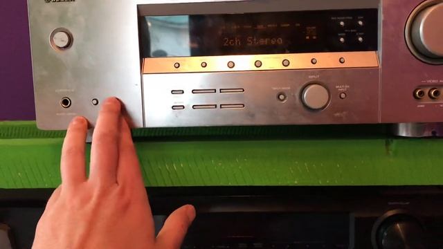 Yamaha RX-V450 смотреть онлайн