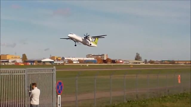 ►BOMBARDIER DASH 8 Q400 NextGen airBaltic take off @ Lennart Meri Airport, Tallinn, Estonia VIDEO H смотреть онлайн