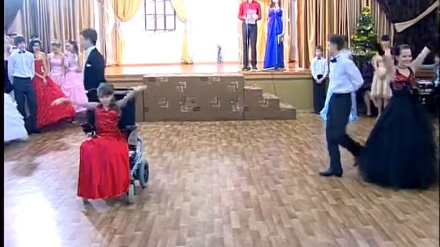 Вальс на Святочном балу-2013 смотреть онлайн
