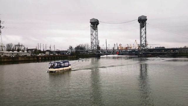 Набережная Петра великого в районе музея Мирового Океана смотреть онлайн