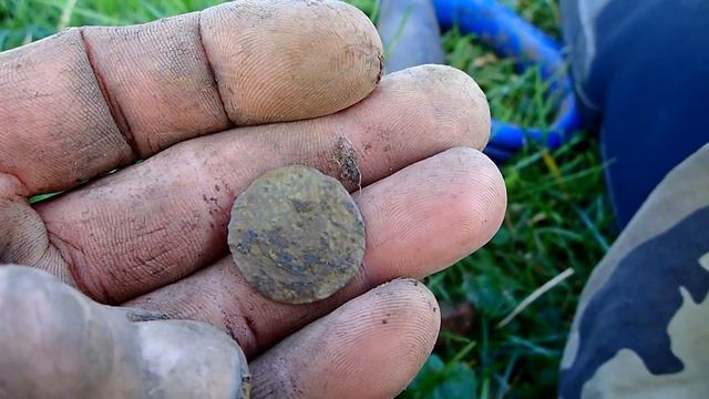 My best metal detecting find this year. смотреть онлайн