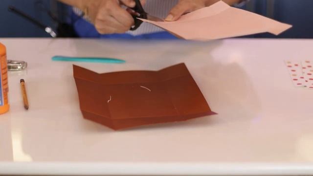 SOPHI Holiday Series Episode 3: DIY Christmas Gift Boxes смотреть онлайн