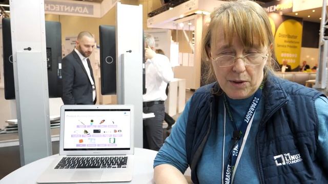 The growing Zephyr RTOS community with Kate Stewart Zephyr Project Linux Foundation Senior Director смотреть онлайн