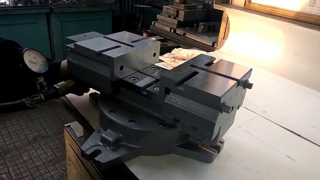 Пневматические тиски, модель 5329-0026 смотреть онлайн