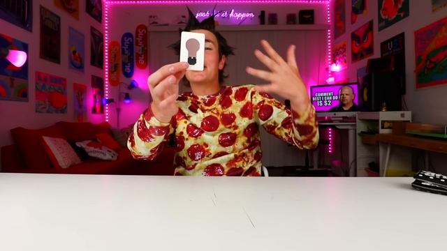 Weird Tech for $2 смотреть онлайн