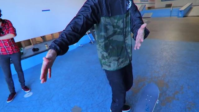 WHAT ARE CRAZY CARTS?!?! смотреть онлайн