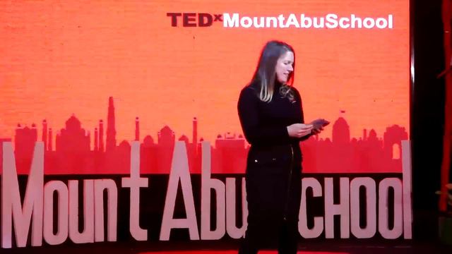 Changing Role of a Teacher in 21st Century | Dawn Taylor | TEDxMountAbuSchool смотреть онлайн